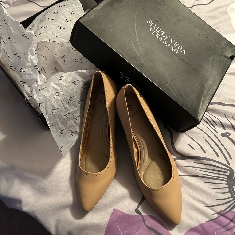Simply Vera nude heels